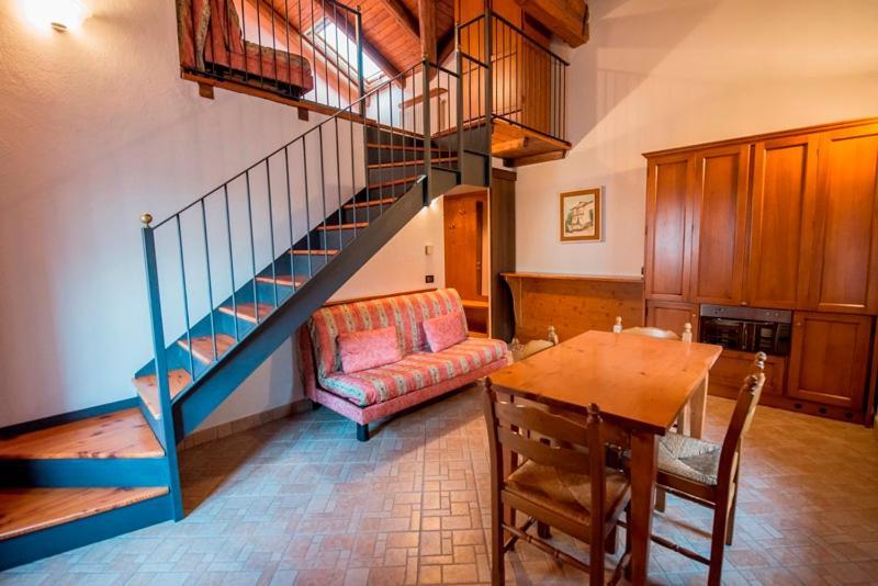 Ristorante Albergo Da Maurizio Cravanzana Экстерьер фото