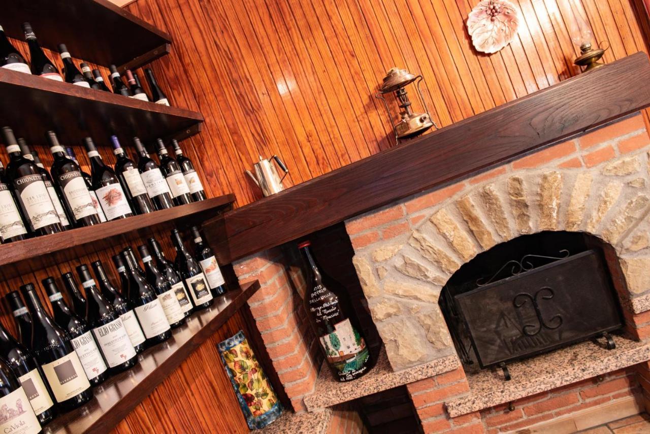 Ristorante Albergo Da Maurizio Cravanzana Экстерьер фото