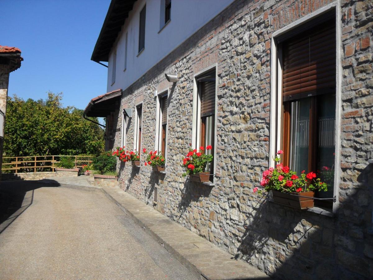 Ristorante Albergo Da Maurizio Cravanzana Экстерьер фото