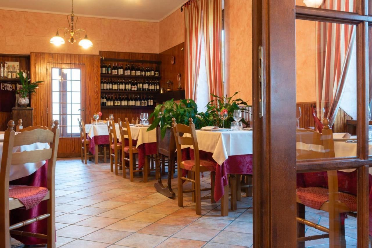 Ristorante Albergo Da Maurizio Cravanzana Экстерьер фото