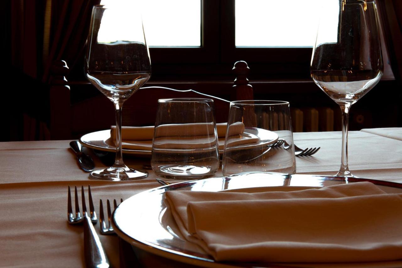 Ristorante Albergo Da Maurizio Cravanzana Экстерьер фото